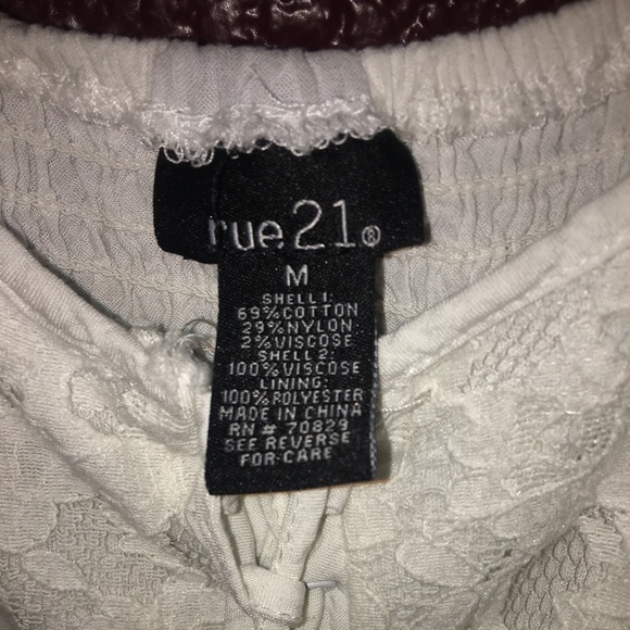 White dress - Picture 2 of 2